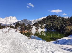Chopta New Year 2026 Event Picture: Deoriatal Tal Snow Trek